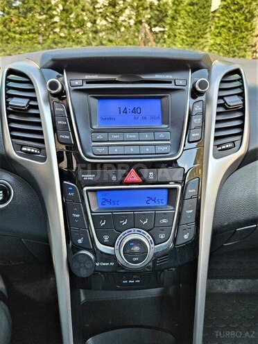 Hyundai i30-14