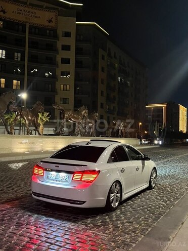 Chevrolet Cruze-2