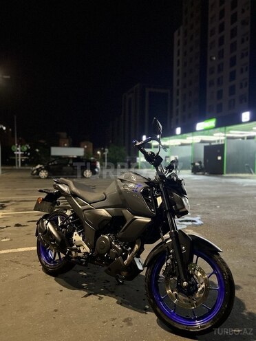 Yamaha FZ-S FI Deluxe-2