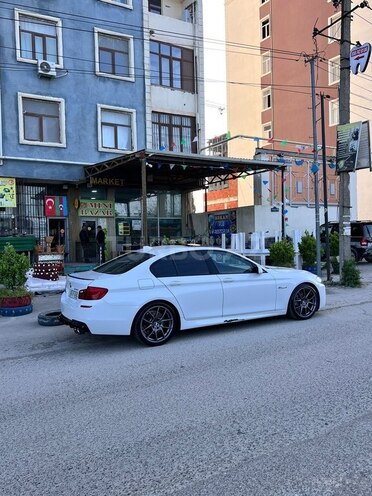 BMW 535-2