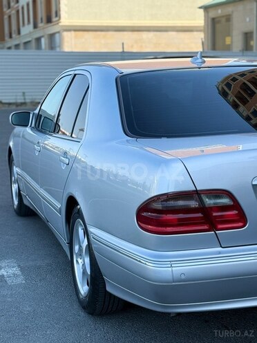 Mercedes E 280-15