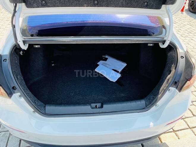 Honda Insight-11