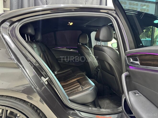BMW 520-9