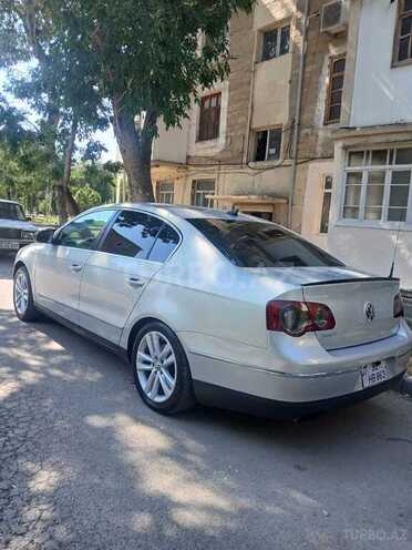 Volkswagen Passat-2