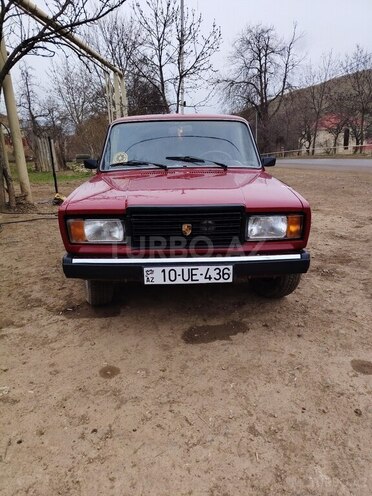 LADA (VAZ) 2107-1