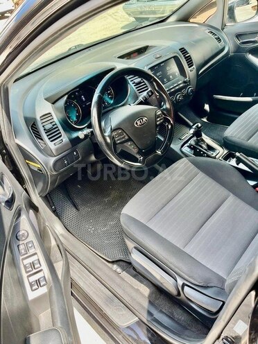 Kia Forte-6