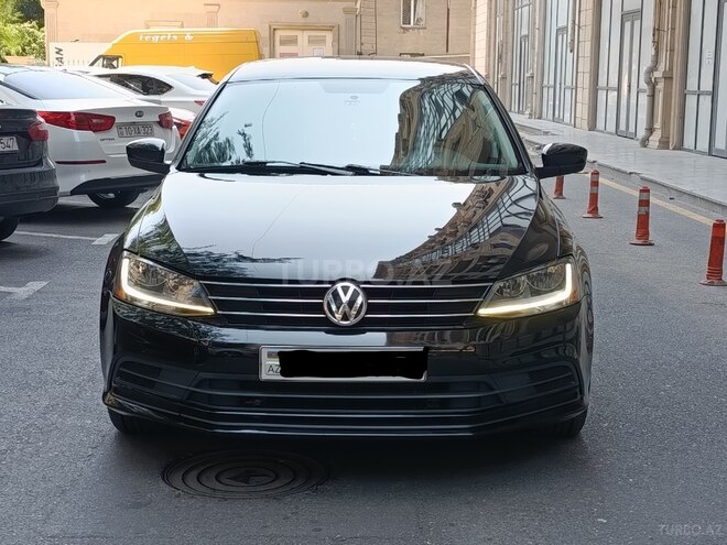 Volkswagen Jetta-1