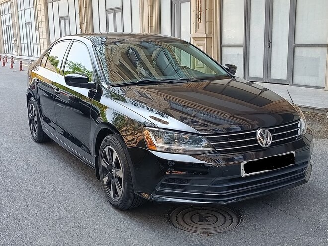Volkswagen Jetta-5