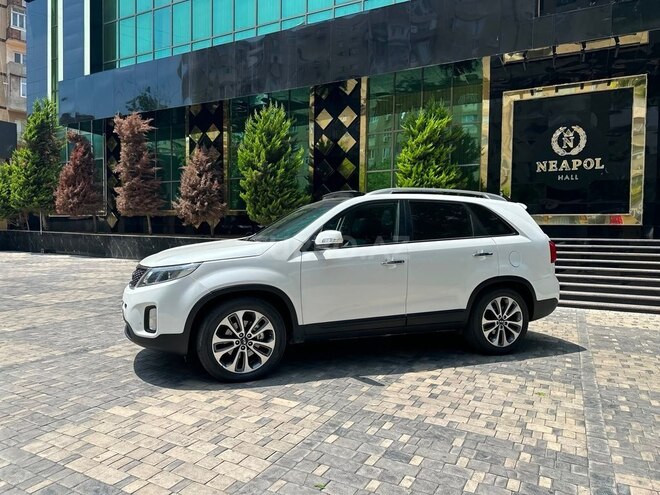Kia Sorento-13
