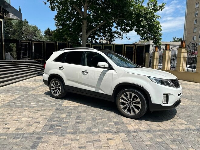 Kia Sorento-12