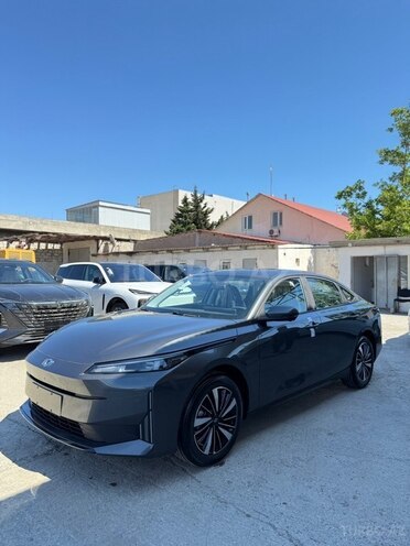 Changan Qiyuan A05-3