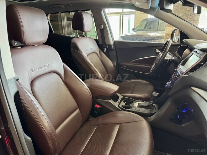 Hyundai Santa Fe-9