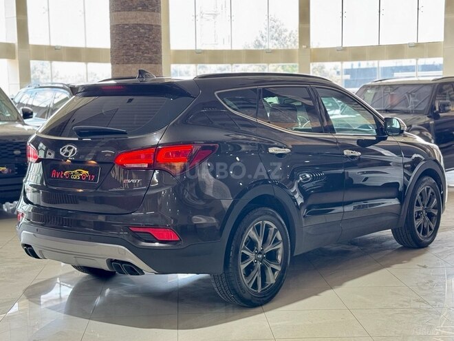 Hyundai Santa Fe-5