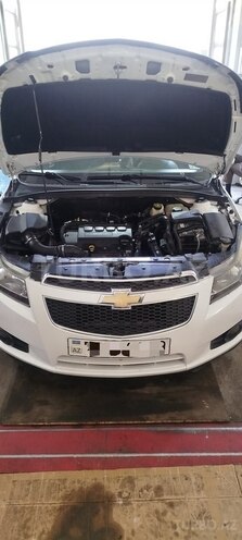 Chevrolet Cruze-1