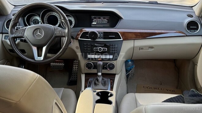 Mercedes C 250-13