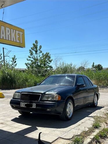 Mercedes C 180-3