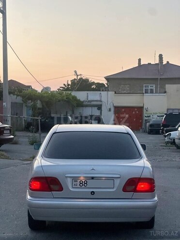 Mercedes E 200-14