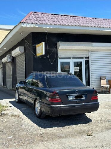 Mercedes C 180-6