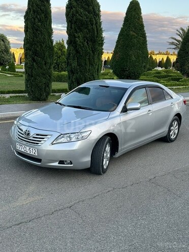 Toyota Camry-8