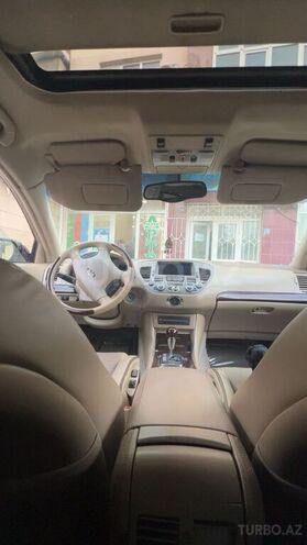 Infiniti Q45-6