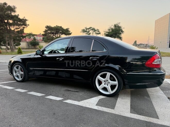 Mercedes E 200-5