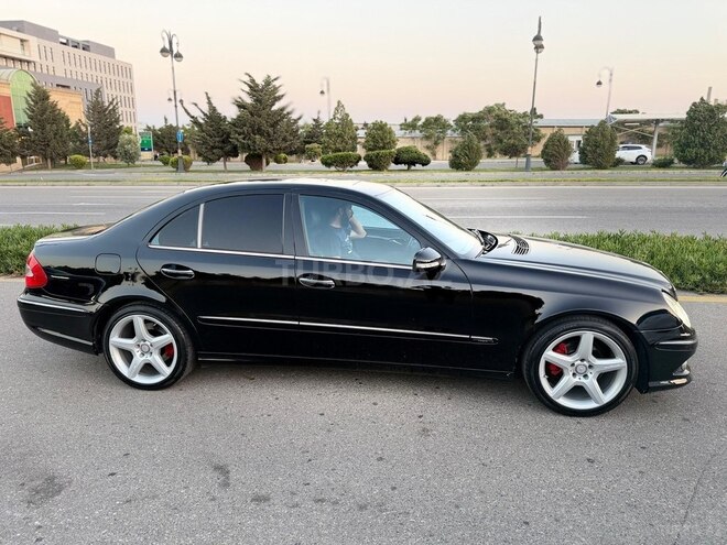 Mercedes E 200-10