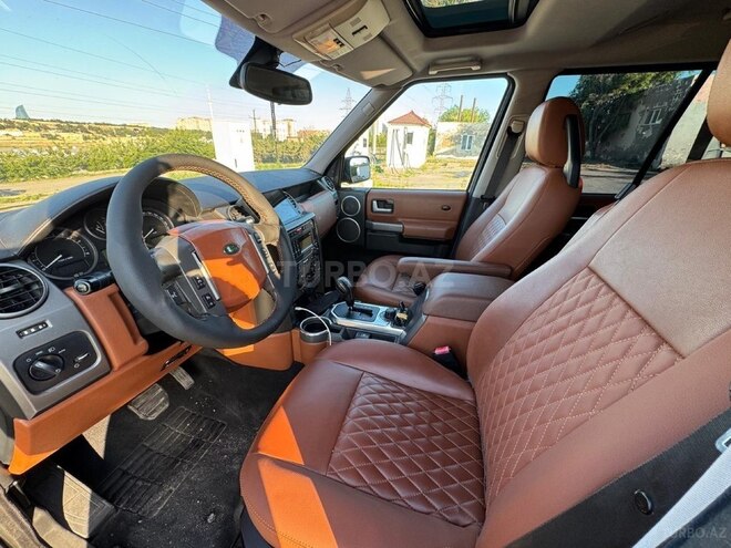 Land Rover Discovery-10