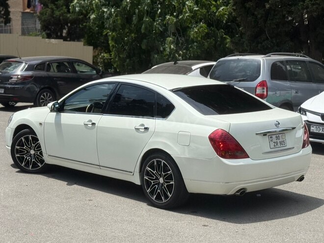 Nissan Teana-6