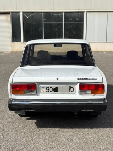 LADA (VAZ) 2107-2