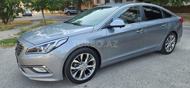 Hyundai Sonata-13