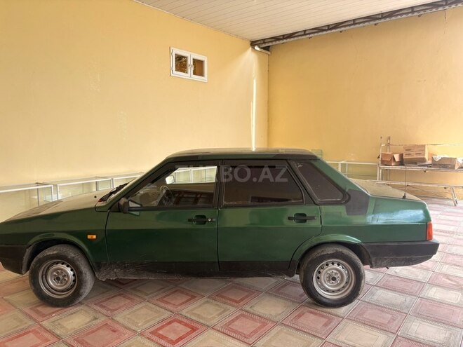 LADA (VAZ) 21099-2