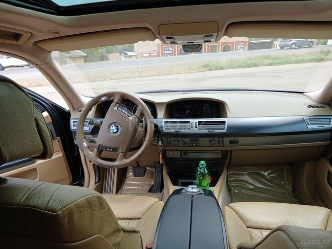 BMW 745-16