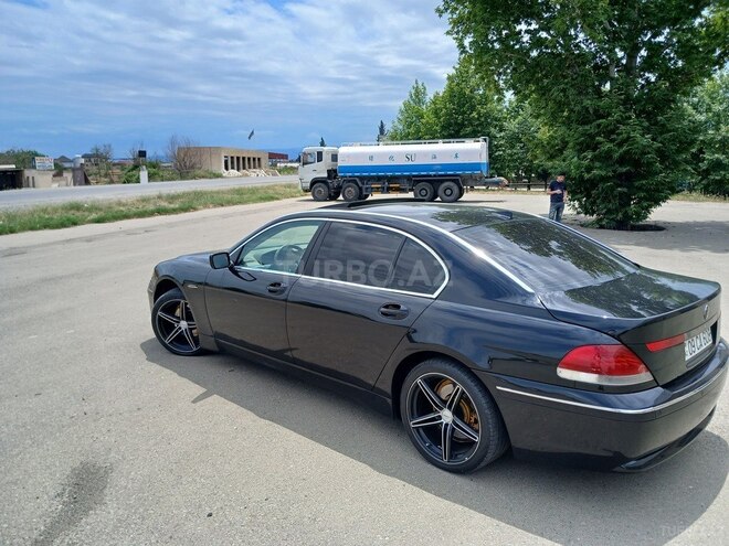 BMW 745-8