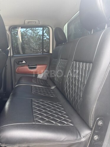 Volkswagen Amarok-8