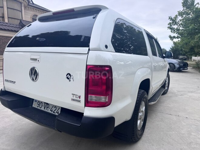 Volkswagen Amarok-10