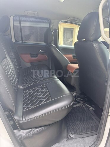 Volkswagen Amarok-12
