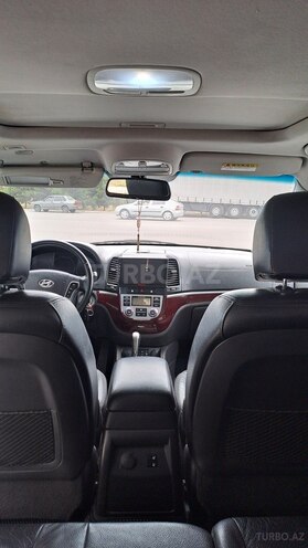 Hyundai Santa Fe-12