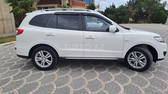 Hyundai Santa Fe-2