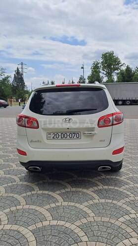 Hyundai Santa Fe-17
