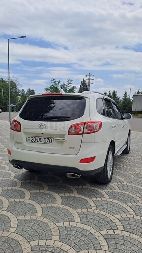 Hyundai Santa Fe-18