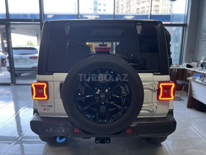 Jeep Wrangler-7