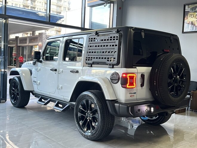 Jeep Wrangler-8