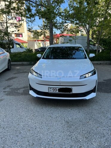Changan Qiyuan A05-5
