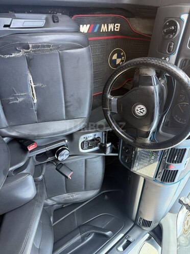 Volkswagen Jetta-8