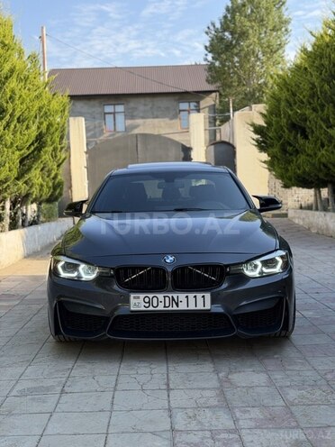 BMW 330-1