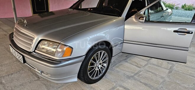 Mercedes C 230-2