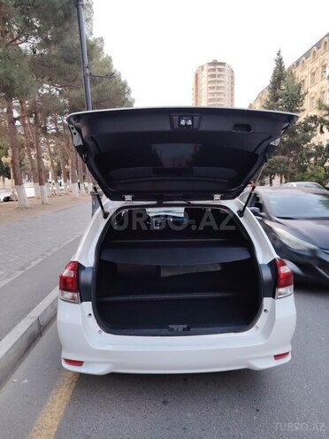 Toyota Corolla Fielder-8
