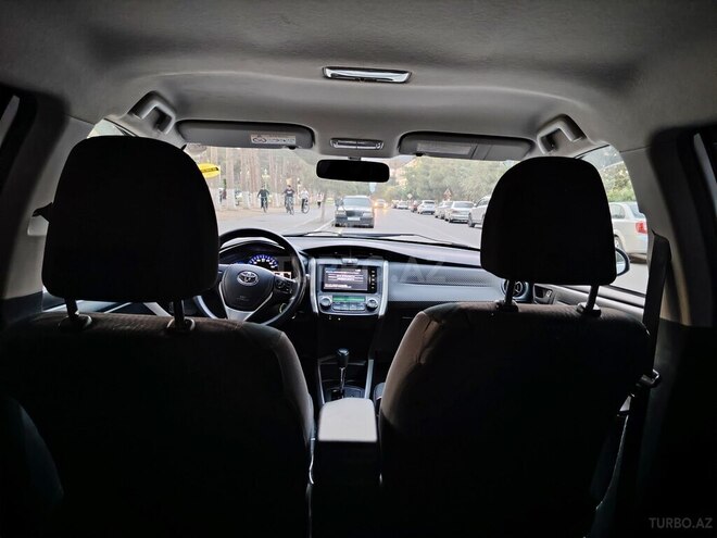 Toyota Corolla Fielder-9