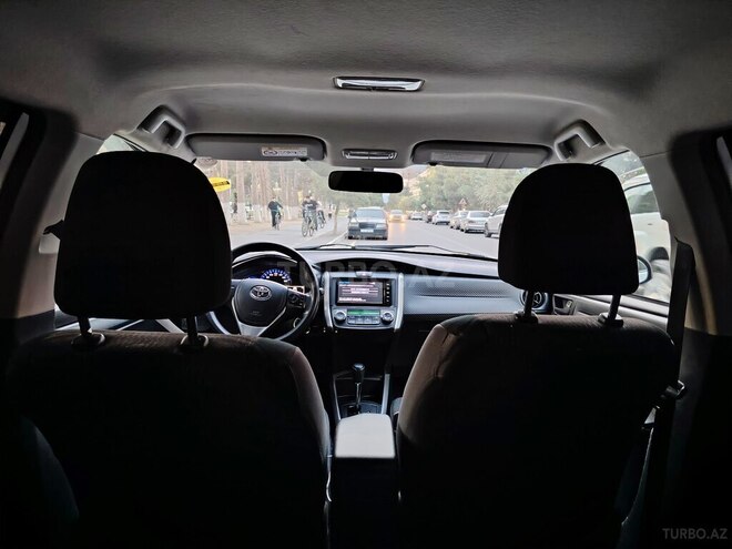 Toyota Corolla Fielder-13