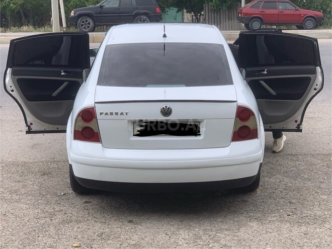 Volkswagen Passat-5
